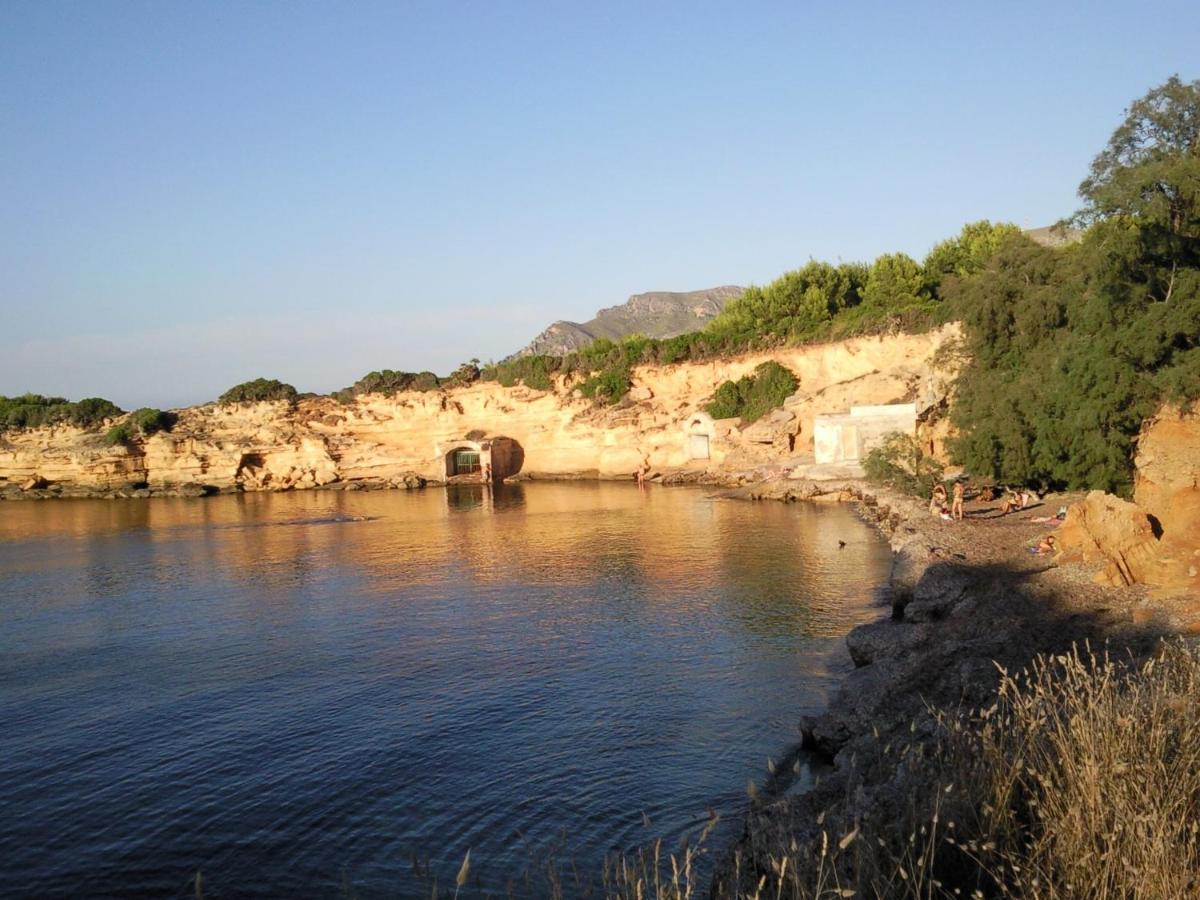Tranquility?just Relax On The Non-touristic Coast Hébergement de vacances Colònia de Sant Pere